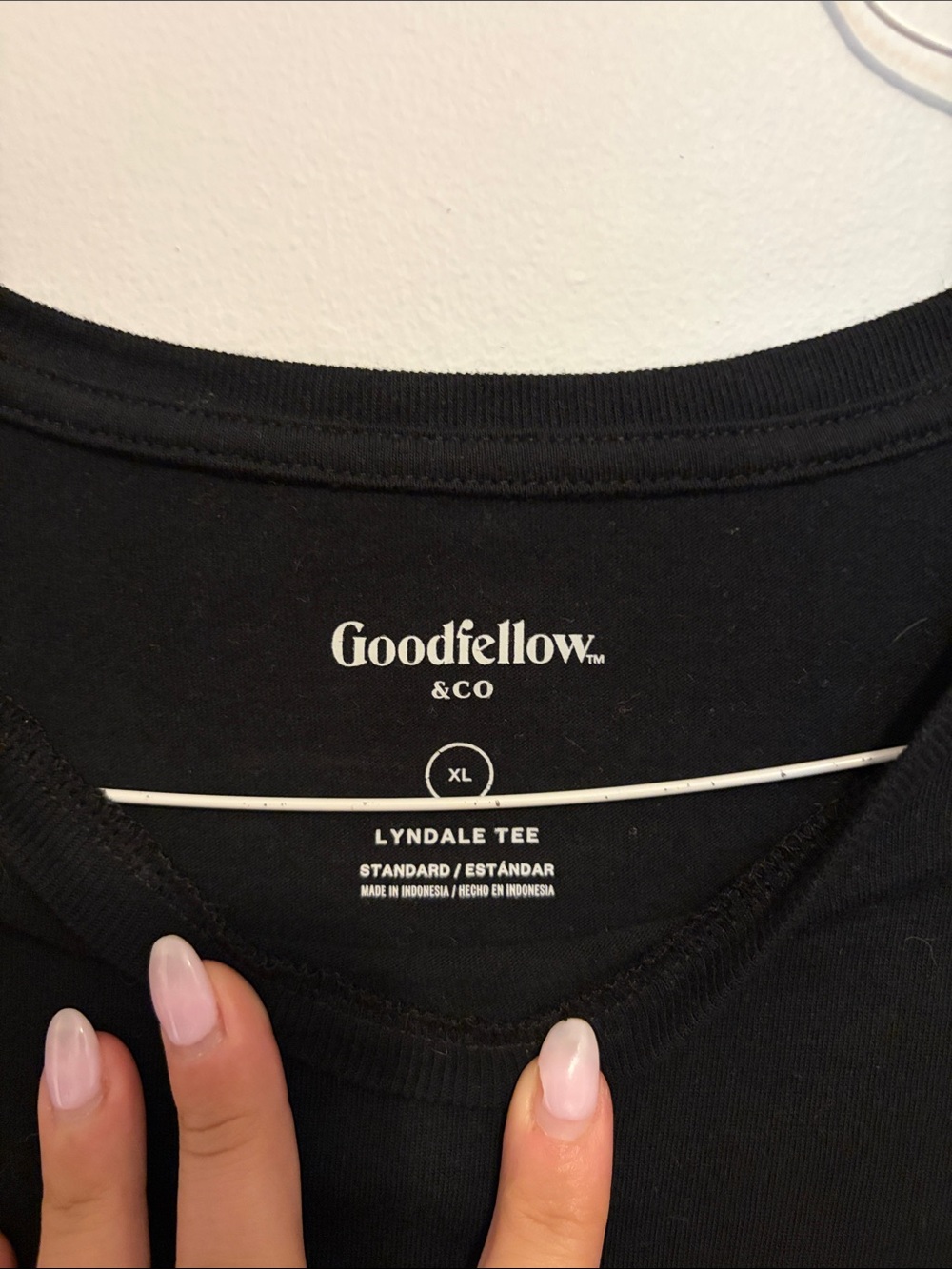 Goodfellow & Co Black Short Sleeve Crewneck T-Shirt - Picture 2 of 2